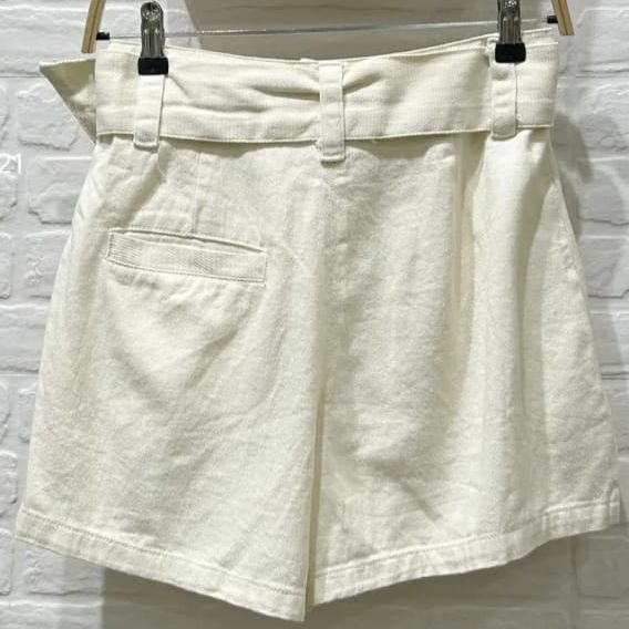 Short Andrea